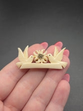 Load image into Gallery viewer, 1940s Carved Edelweiss Dove Brooch
