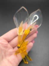 Load image into Gallery viewer, 1940s Huge Yellow Lucite Lily Brooch
