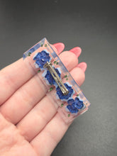 Load image into Gallery viewer, 1940s Blue Flower Rectangle Reverse Carved Lucite Brooch
