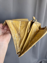 Load image into Gallery viewer, 1940s Japanese Tourist Clutch Bag With Celluloid Elephants
