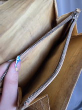 Load image into Gallery viewer, 1940s Japanese Tourist Clutch Bag With Celluloid Elephants
