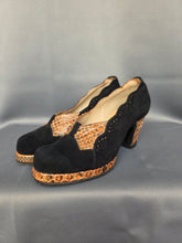 Load image into Gallery viewer, 1940s Black Suede and Brown Snakeskin Platform Court Shoes

