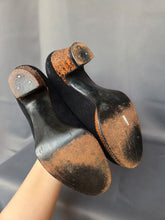 Load image into Gallery viewer, 1940s Black Suede and Brown Snakeskin Platform Court Shoes
