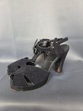 Load image into Gallery viewer, 1940s Black Suede Platform Heel Sandals

