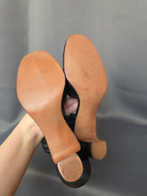 Load image into Gallery viewer, 1940s Deadstock Black Leather Cross Over Vamp Shoes

