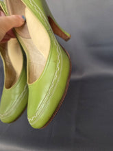 Load image into Gallery viewer, Late 1940s Chartreuse Green Court Shoes
