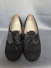 Load image into Gallery viewer, 1940s CC41 Black Patent Lace Up Shoes
