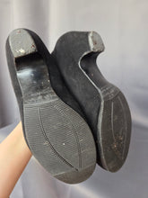 Load image into Gallery viewer, 1940s Black Fur and Suede Fur Lined Boots
