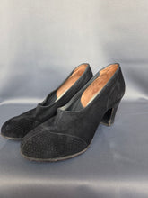 Load image into Gallery viewer, 1940s Black Suede Shoes With Punched Holes
