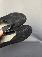 Load image into Gallery viewer, 1940s Black Suede Shoes With Punched Holes
