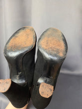 Load image into Gallery viewer, 1940s Brown/Black Bow Slingback Shoes
