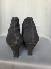 Load image into Gallery viewer, 1940s Black Suede and Astrakhan Boots
