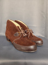 Load image into Gallery viewer, 1940s Brown Suede Fur Lined Lace Up Boots
