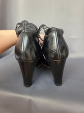 Load image into Gallery viewer, 1940s CC41 Navy Blue Leather Ankle Strap Court Shoes
