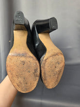 Load image into Gallery viewer, 1940s CC41 Navy Blue Leather Ankle Strap Court Shoes

