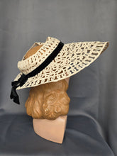 Load image into Gallery viewer, 1940s Cream Lace Raffia Hat With Black Velvet Ribbon

