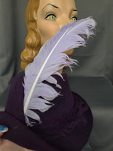 Load image into Gallery viewer, 1940s Purple Felt Topper Hat With Lilac Feather
