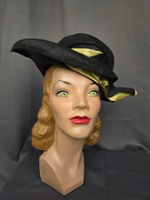 Load image into Gallery viewer, 1920s Black Raffia Hat With Green Ribbon and Buckle
