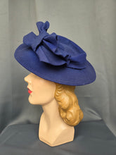 Load image into Gallery viewer, 1940s Bright Colbalt Blue Felt Hat
