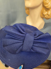 Load image into Gallery viewer, 1940s Bright Colbalt Blue Felt Hat
