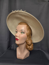 Load image into Gallery viewer, 1940s Huge Cream Straw/Raffia Halo Hat With Velvet Ribbon
