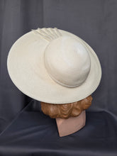 Load image into Gallery viewer, 1940s Huge Cream Straw/Raffia Halo Hat With Velvet Ribbon
