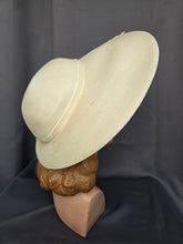 Load image into Gallery viewer, 1940s Huge Cream Straw/Raffia Halo Hat With Velvet Ribbon
