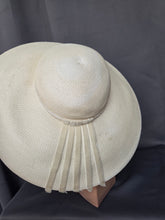Load image into Gallery viewer, 1940s Huge Cream Straw/Raffia Halo Hat With Velvet Ribbon
