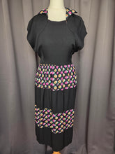 Load image into Gallery viewer, 1940s Black Dress With Colour Block Multicoloured Rose Print
