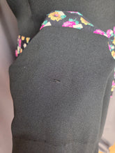 Load image into Gallery viewer, 1940s Black Dress With Colour Block Multicoloured Rose Print

