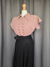 Load image into Gallery viewer, 1940s Pink Checked And Black Colour Block Dress
