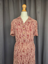 Load image into Gallery viewer, 1940s Brown and Beige Floral Paisley Print Dress

