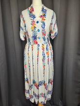Load image into Gallery viewer, 1940s White Moygashel Dress With Multicoloured Flower Stripes
