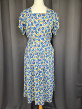 Load image into Gallery viewer, 1940s Bright Colourful Spot Abstract Dress
