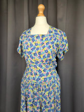 Load image into Gallery viewer, 1940s Bright Colourful Spot Abstract Dress
