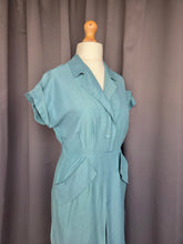 Load image into Gallery viewer, 1940s Teal Blue Dress With Huge Collar and Pockets
