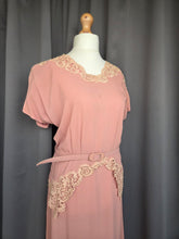 Load image into Gallery viewer, 1940s Pale Pink and Cream Lace Crepe Long Evening Dress
