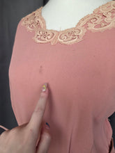 Load image into Gallery viewer, 1940s Pale Pink and Cream Lace Crepe Long Evening Dress
