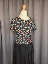 Load image into Gallery viewer, 1940s Black and Multicoloured Flower Dress
