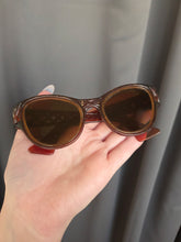 Load image into Gallery viewer, Late 1940s Brown Lattice Sunglasses
