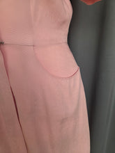 Load image into Gallery viewer, 1940s Pink Moygashel Zip Front Dress
