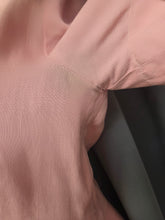 Load image into Gallery viewer, 1940s Pink Moygashel Zip Front Dress
