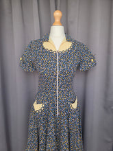 Load image into Gallery viewer, 1940s Black and Yellow Floral Zip Front Dress
