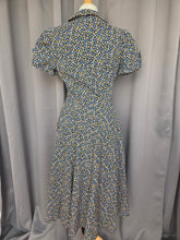 Load image into Gallery viewer, 1940s Black and Yellow Floral Zip Front Dress
