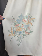 Load image into Gallery viewer, 1940s Cream Handpainted Flower Dress
