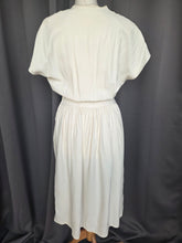 Load image into Gallery viewer, 1940s Cream Handpainted Flower Dress
