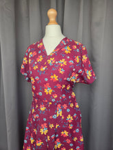 Load image into Gallery viewer, 1940s Burgundy And Multicoloured Floral Dress
