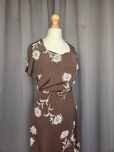 Load image into Gallery viewer, 1940s Brown and White Rayon Jersey Dress
