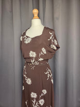 Load image into Gallery viewer, 1940s Brown and White Rayon Jersey Dress
