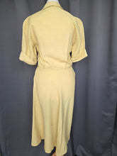 Load image into Gallery viewer, 1940s Lemon Yellow Dress With Big Buttons
